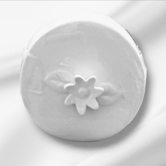 NEW Rae Dunn white ceramic script style font cream and sugar set - Picture 3 of 8